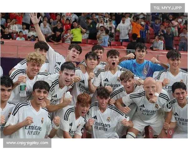 上海队8-4战胜北京队，收获冠军杯赛季军